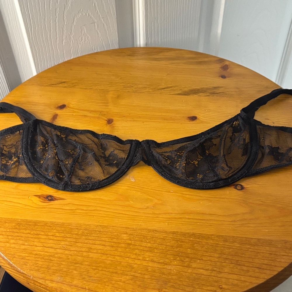 SKIMS Black Lace Bra